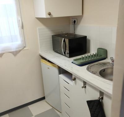 Studio confortable à 6 minutes à pied du RER B