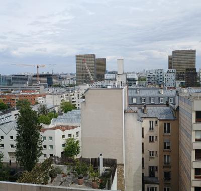 Chambre calme et lumineuse sans vis à vis