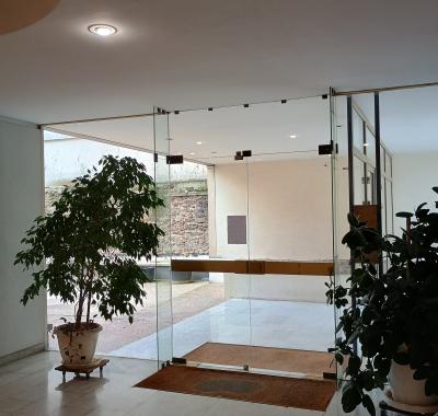 Chambre calme et lumineuse sans vis à vis