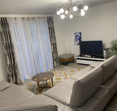 Chambre dans appartement neuf