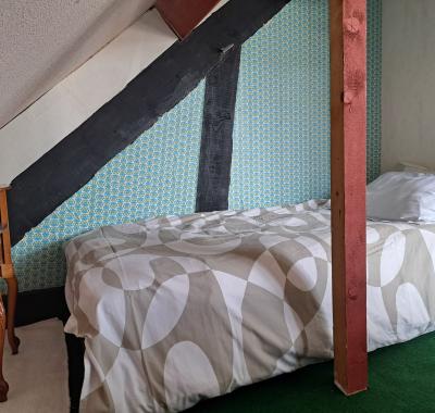 RENTING DORMITORY 12 PERSONS