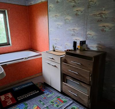 RENTING DORMITORY 12 PERSONS