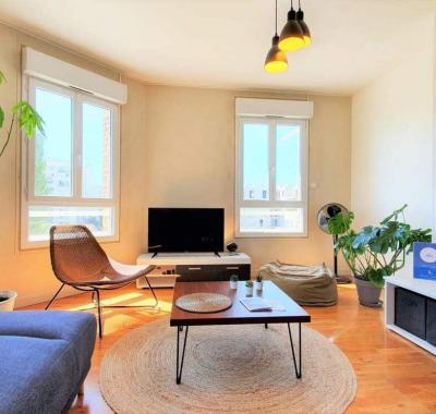 Chambre en colocation 4 chambres - gd appartement de 120 m2