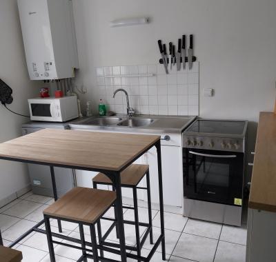 Chambre Région Parisienne - PDJ - Parking