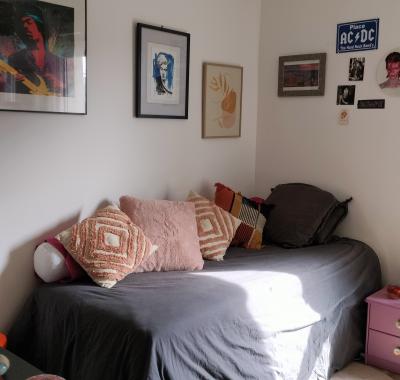 Chambre de 9 M2 à louer dans un T3 à 15 mn de Lorient