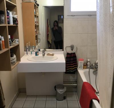 Agréable chambre à louer dans appartement spacieux et lumineux