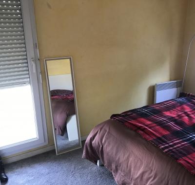 Agréable chambre à louer dans appartement spacieux et lumineux