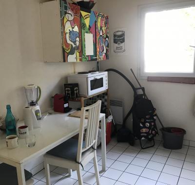 Agréable chambre à louer dans appartement spacieux et lumineux