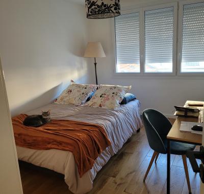 Chambre avec douche privée