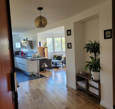 Chambre avec douche privée