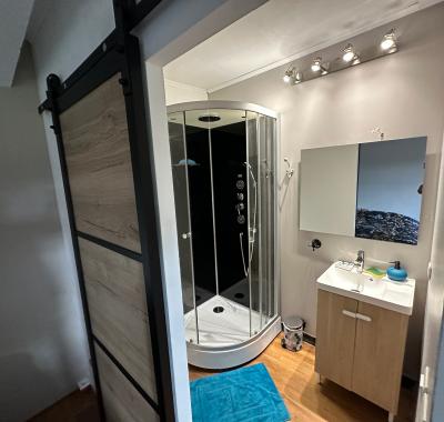 Loft à Gensac, village de charme surplombant la Dordogne