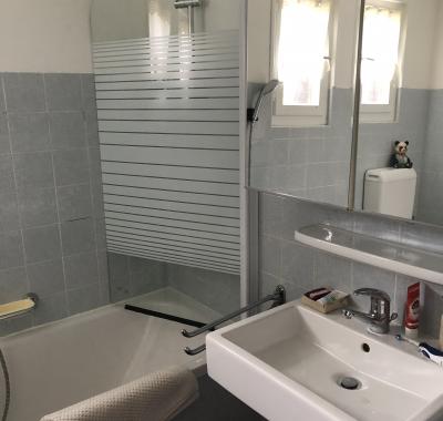 Chambre à louer en colocation chez l'habitant