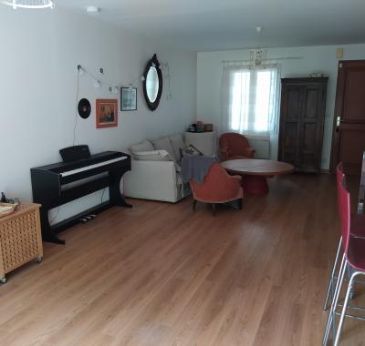 Chambre à louer à Épône