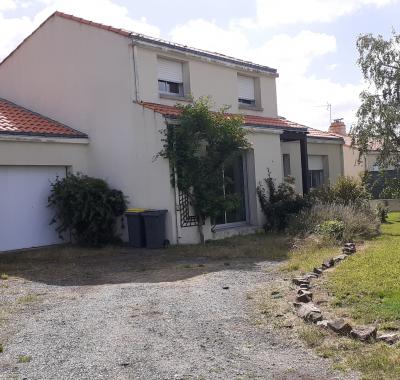 Chambre simple a louer