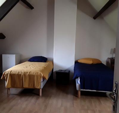 2 chambres avec salle d'eau à louer à l'étage