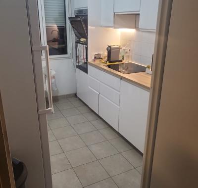 1 belle chambre a louer