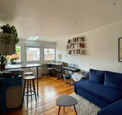 Charmant studio meublé Capucins Saint Michel