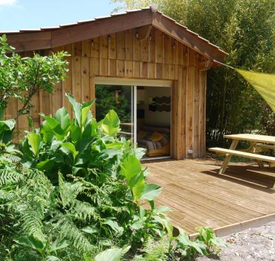 Cabane au milieu des bois