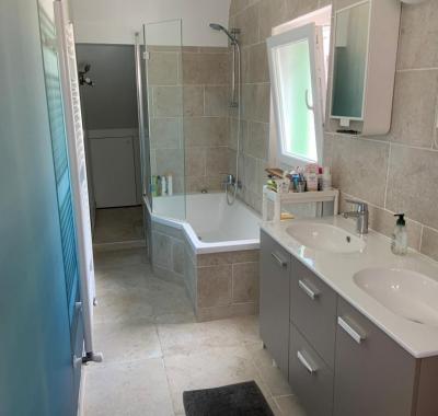 Chambre à proximité de Versailles ? Vélizy ? Paris ?