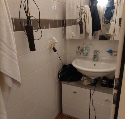 Chambre spacieuse meublée chez l'habitant pour Etudiant