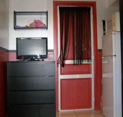 Chambre/ Studio 17m2 avec WC -15min Paris