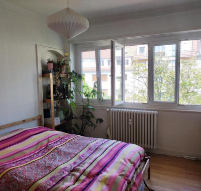 Chambre double dans appartement