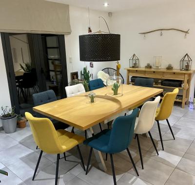 Maison moderne dans havre de paix