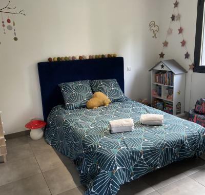 Maison moderne dans havre de paix