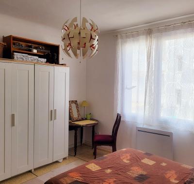 Grande chambre calme proche gare Montpellier Centre