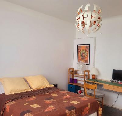 Grande chambre calme proche gare Montpellier Centre