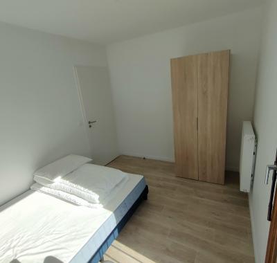 Deux Chambres chez l'habitant, Arrêt Tram C à deux minutes à pied