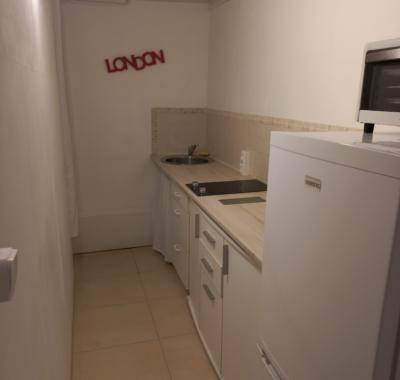 Studio extra-muros avec parking et wifi