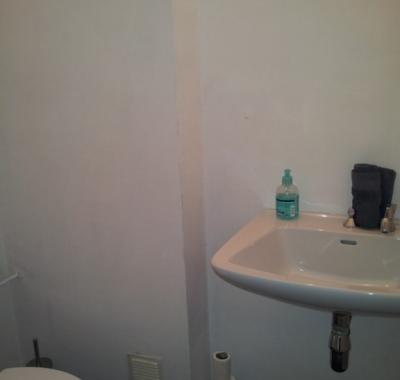 Chambre à 1km du port et 15' à pied du centre ville de Bastia