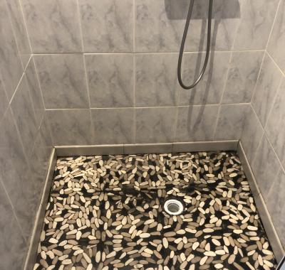 Chambre pour étudiant ou professeur en remplacement temporaire .