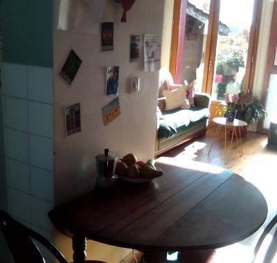 Chambre spacieuse et calme Préférence locataire femme