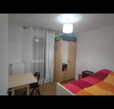Chambre meublée chez l'habitant, coloc, Carrefour Pleyel - Saint-Denis