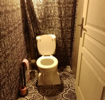 Chambre à louer indépendante plein pied proche circuit 24H