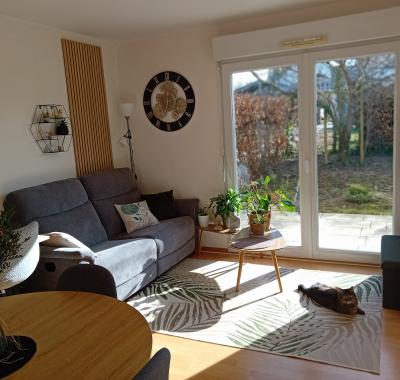 Chambre spacieuse avec balcon couvert