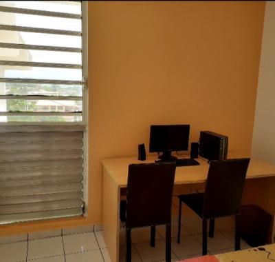 Chambre équipée au Robert