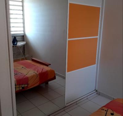 Chambre équipée au Robert