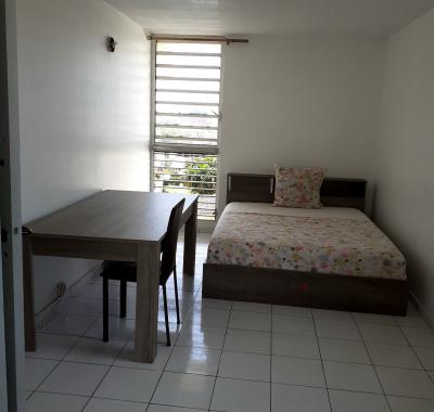 Chambre équipée au Robert