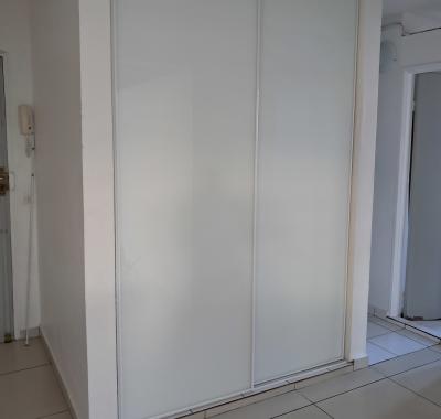 Chambre équipée au Robert