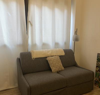 Studio meublé proche CHU