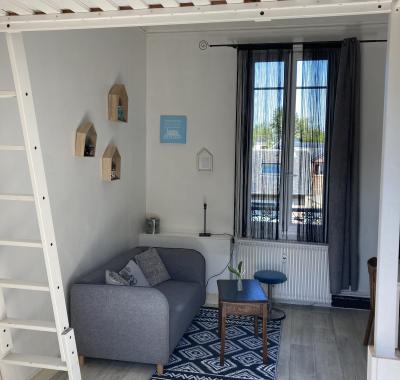 Studio avec terrasse et mezzanine, tout équipé