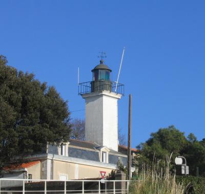 Pornic : appartement T2 rénové à 600m de la mer