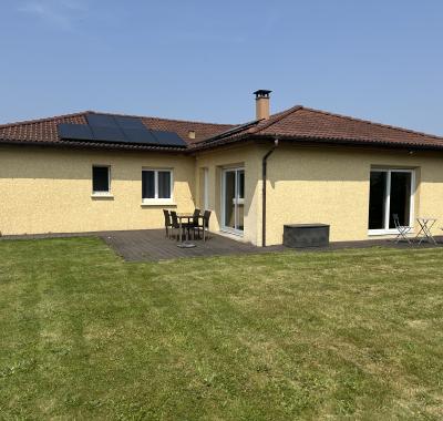 Chambre meublée chez l’habitant (10 min Bourg-en-Bresse)