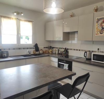 Chambre à louer dans une maison charmante à Achères