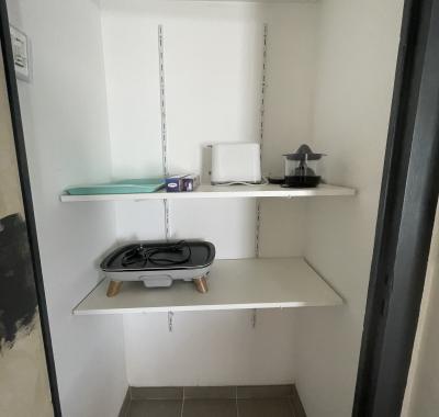 Une chambre (déco basque) à louer dans appartement à partager