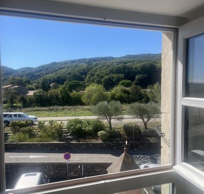 Chambres à louer à Meysse à 5 mn, 2,5 km de la centrale de Cruas,