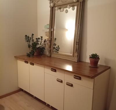 Grande chambre avec salle de bain et wc privatifs